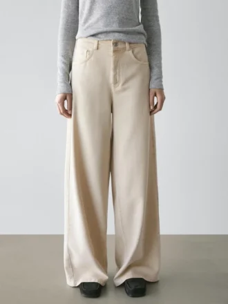Jeans mit niedriger Leibhöhe und weitem Bein