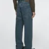 Jeans mit weitem Bein Jeans mit weitem Bein