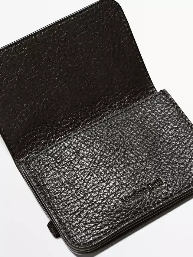 Kartenetui aus Nappaleder mit Klappe Kartenetui aus Nappaleder mit Klappe
