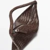 Kleine geflochtene Lederschultertasche Kleine geflochtene Lederschultertasche