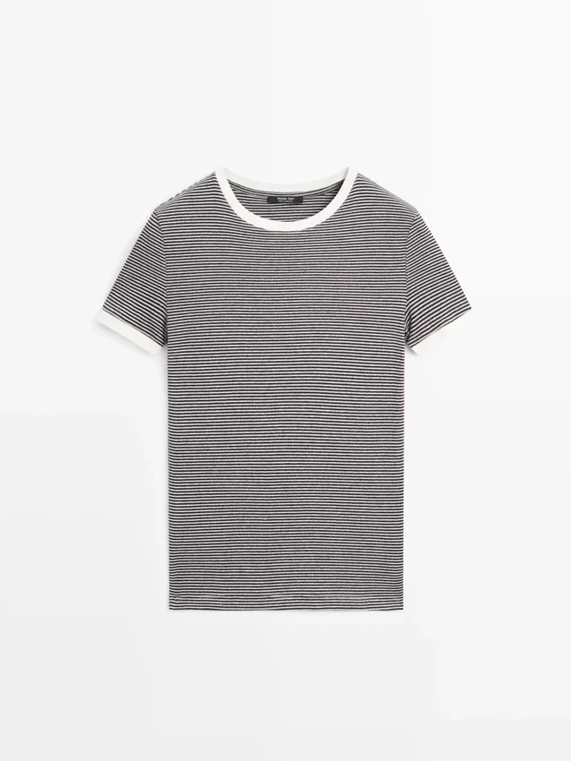 Kurzarm-T-Shirt mit Kontrastdetails Kurzarm-T-Shirt mit Kontrastdetails