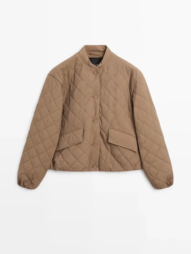 Kurze, leichte Daunenjacke Kurze, leichte Daunenjacke