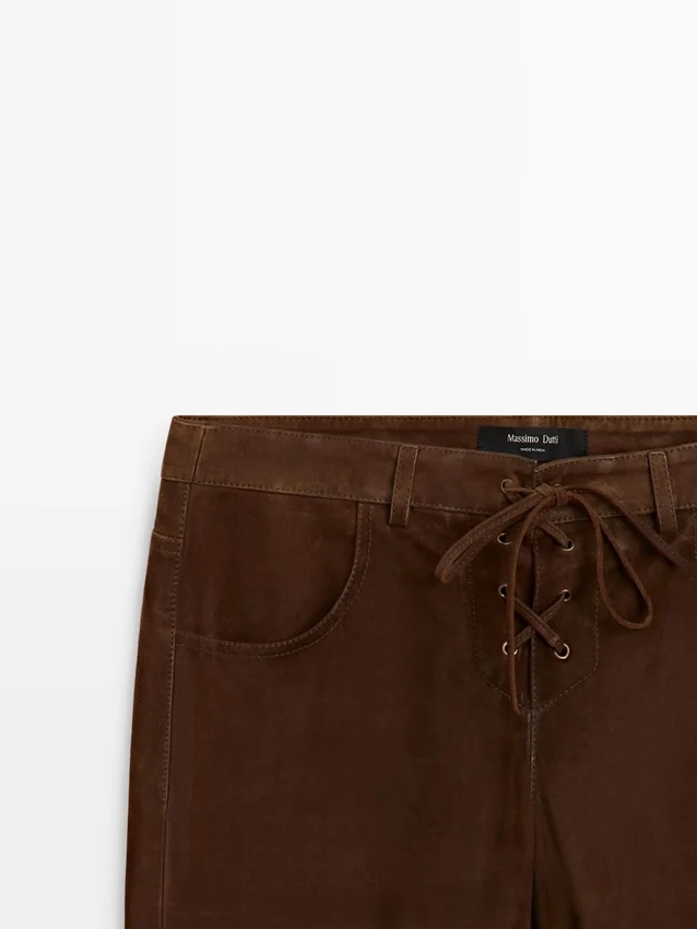 Kurze Wildleder-Hose mit Kordelzug Kurze Wildleder-Hose mit Kordelzug