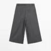Lange Bermudashorts aus Wolle mit Abnähern
