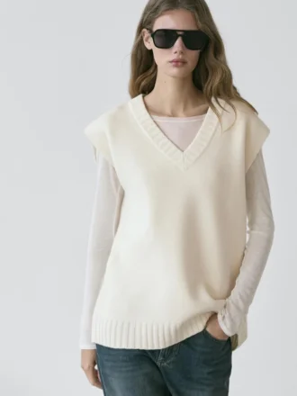 Lange Strickweste aus Wolle Lange Strickweste aus Wolle