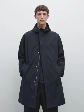 Langer Parka mit Kapuze