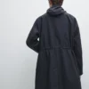 Langer Parka mit Kapuze Langer Parka mit Kapuze