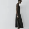 Langes, fließendes Leinen-Mischung-Kleid Langes, fließendes Leinen-Mischung-Kleid