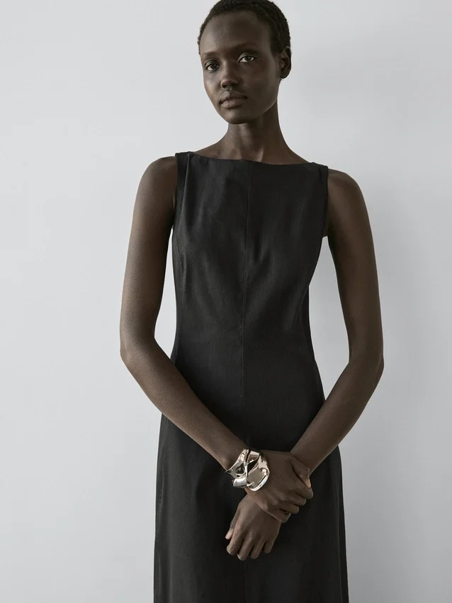 Langes, fließendes Leinen-Mischung-Kleid Langes, fließendes Leinen-Mischung-Kleid