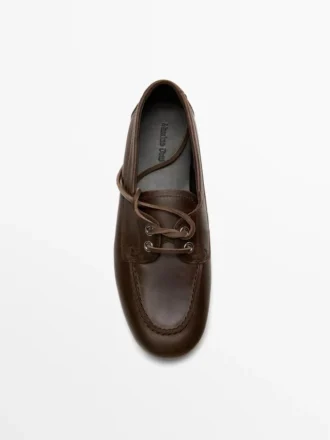 Leder-Deck-Schuhe
