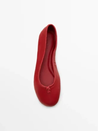 Lederballerinas mit Knoten Lederballerinas mit Knoten