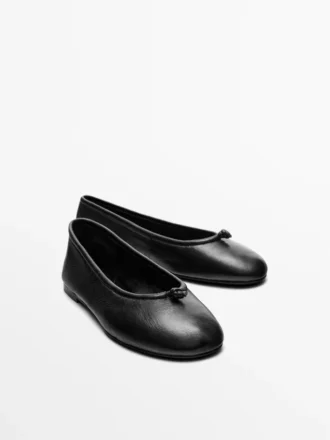 Lederballerinas mit Knoten Lederballerinas mit Knoten
