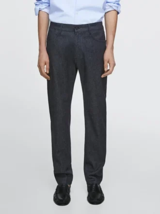 Leichte Slim-Fit-Jeans mit Waschung