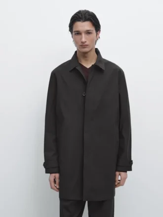 Leichter Parka aus technischem Gewebe
