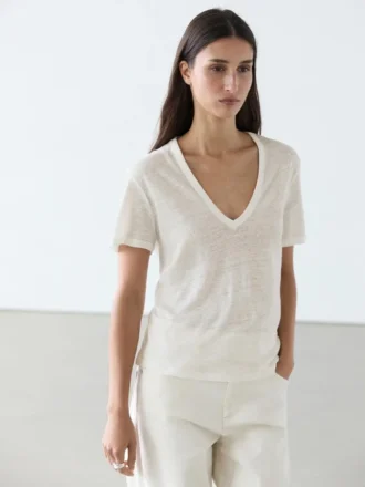 Leinen-T-Shirt mit V-Ausschnitt