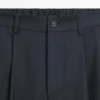 Locker sitzende Hose aus Wollmischung mit Abnähern