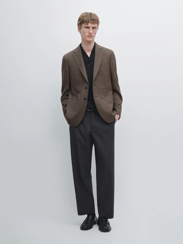Maßgeschneiderter Blazer aus Wolle mit Karomuster Maßgeschneiderter Blazer aus Wolle mit Karomuster