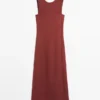 Midi-Kleid aus 100 % Leinen Midi-Kleid aus 100 % Leinen