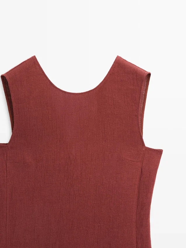 Midi-Kleid aus 100 % Leinen Midi-Kleid aus 100 % Leinen