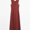 Midi-Kleid aus 100 % Leinen Midi-Kleid aus 100 % Leinen