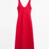 Midi-Kleid aus Leinen mit Trägern Midi-Kleid aus Leinen mit Trägern