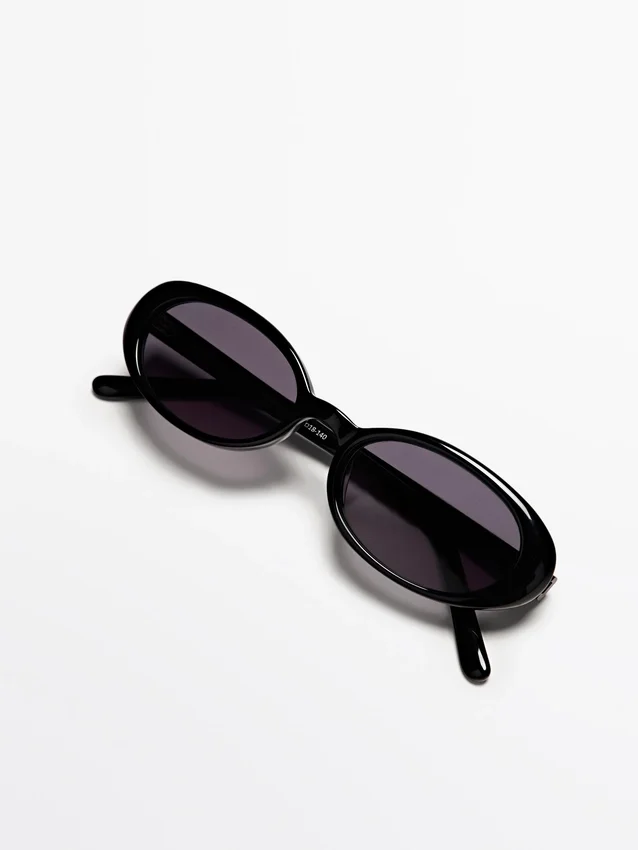 Mini-Sonnenbrille in ovaler Form Mini-Sonnenbrille in ovaler Form