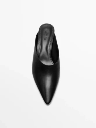Mules mit Keilabsatz Mules mit Keilabsatz
