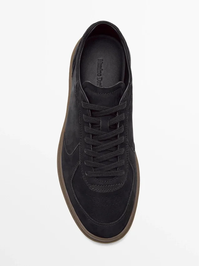 Nubuk-Sneaker mit Kontrastsohle Nubuk-Sneaker mit Kontrastsohle