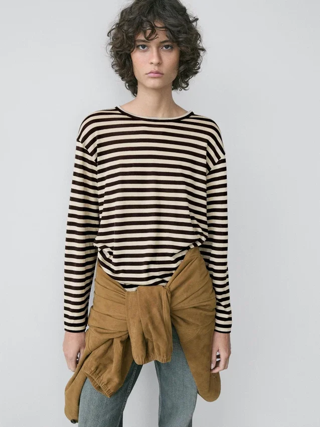 Oversize-T-Shirt mit langen Ärmeln und Streifenmuster Oversize-T-Shirt mit langen Ärmeln und Streifenmuster