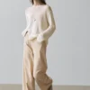 Pullover aus Baumwollmischung mit Cutwork-Muster Pullover aus Baumwollmischung mit Cutwork-Muster
