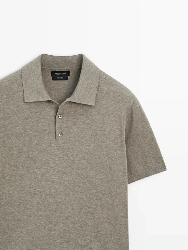 Pullover aus Baumwollstrick mit Poloshirt-Ausschnitt Pullover aus Baumwollstrick mit Poloshirt-Ausschnitt