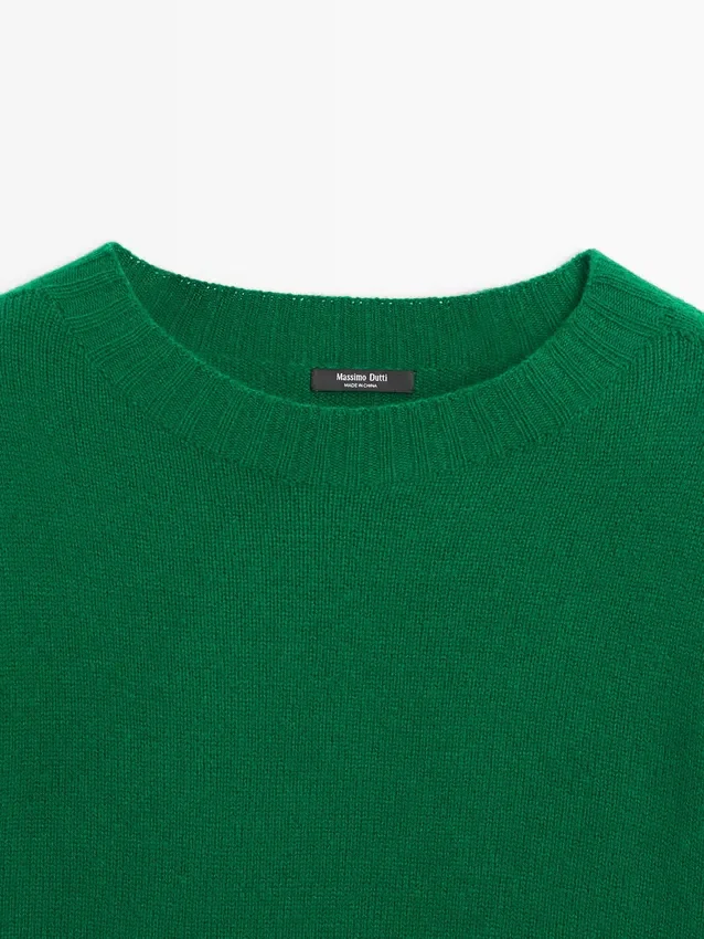 Pullover aus Wollmischung mit Rundhalsausschnitt Pullover aus Wollmischung mit Rundhalsausschnitt