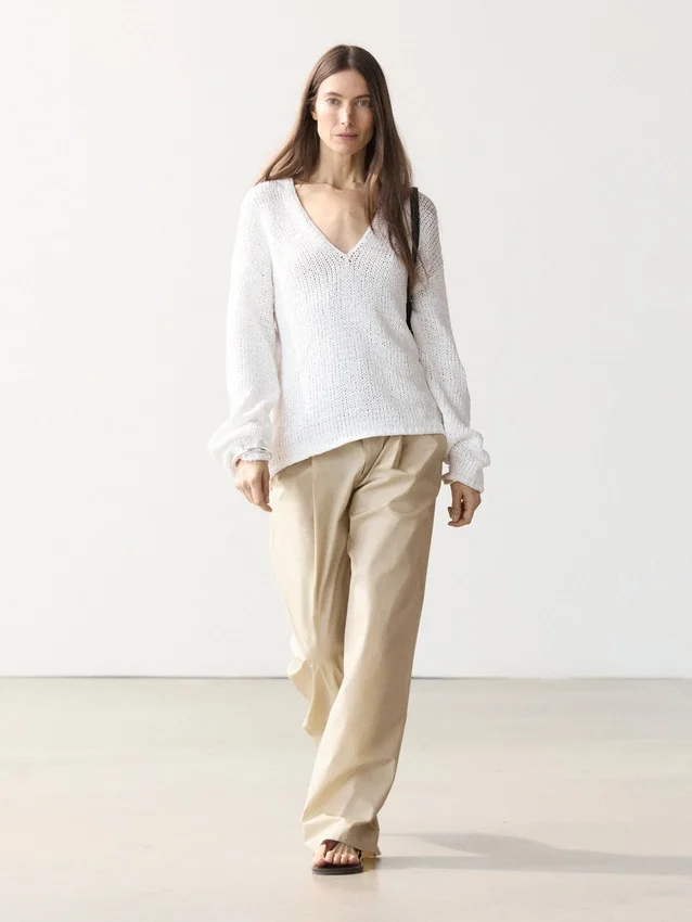Pullover mit V-Ausschnitt und Cutwork-Verzierung Pullover mit V-Ausschnitt und Cutwork-Verzierung
