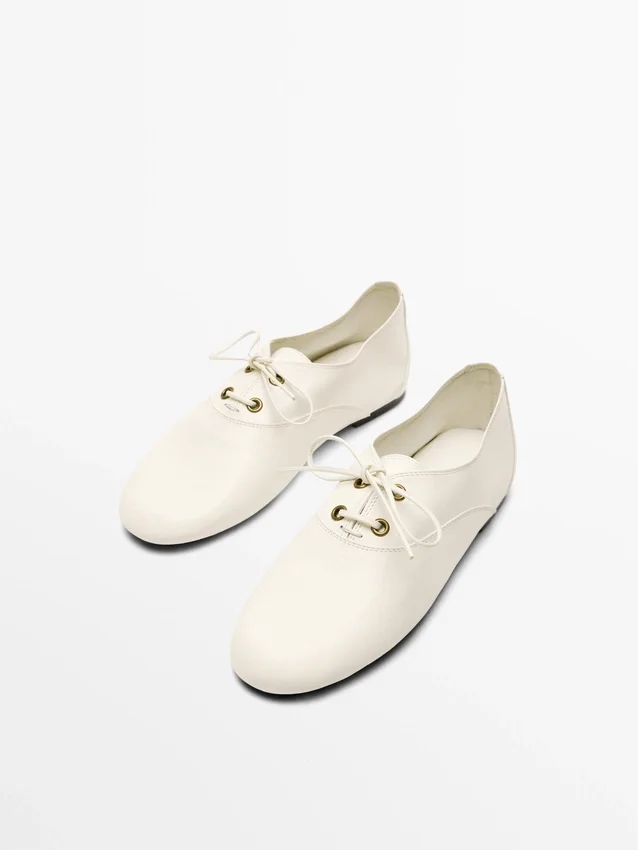 Schnürschuhe aus weichem Leder Schnürschuhe aus weichem Leder