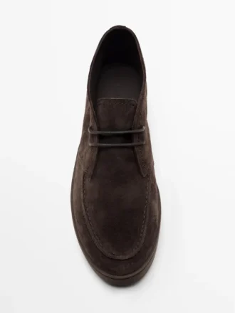 Schuhe im Mokassin-Stil Schuhe im Mokassin-Stil