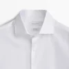 Slim-Fit-Baumwollhemd mit doppelten Manschetten Slim-Fit-Baumwollhemd mit doppelten Manschetten