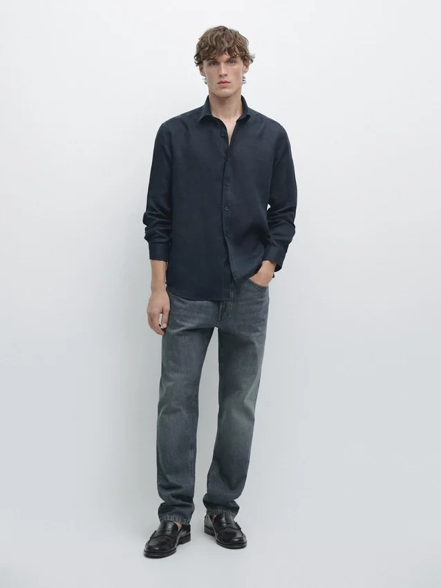 Slim-Fit-Hemd aus 100 % Leinen Slim-Fit-Hemd aus 100 % Leinen