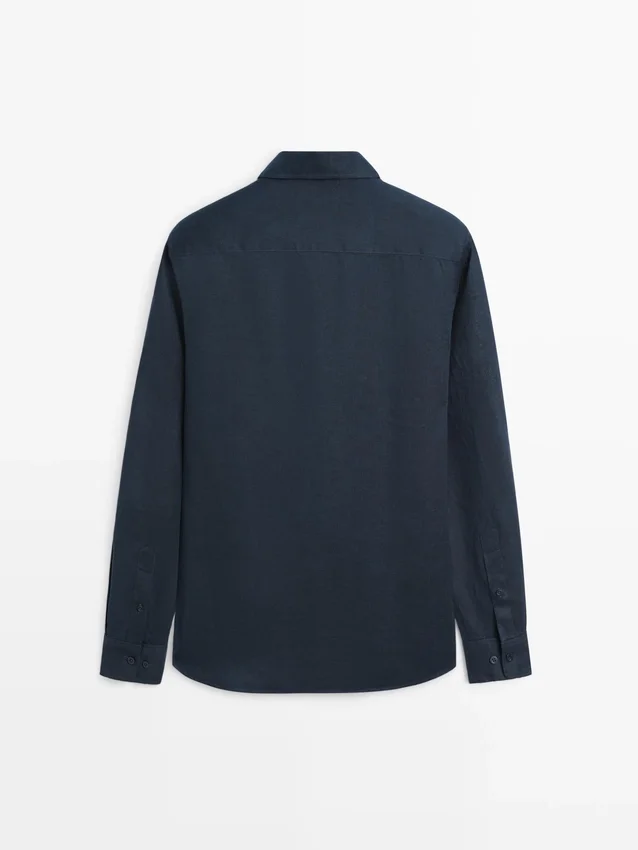 Slim-Fit-Hemd aus 100 % Leinen Slim-Fit-Hemd aus 100 % Leinen