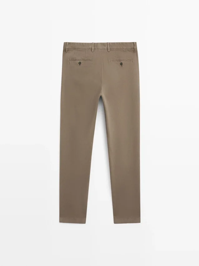 Slim-Fit-Hose mit feiner Struktur Slim-Fit-Hose mit feiner Struktur