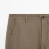 Slim-Fit-Hose mit feiner Struktur Slim-Fit-Hose mit feiner Struktur