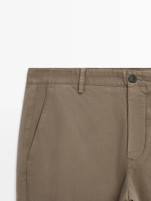Slim-Fit-Hose mit feiner Struktur Slim-Fit-Hose mit feiner Struktur