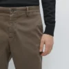 Slim-Fit-Hose mit feiner Struktur Slim-Fit-Hose mit feiner Struktur