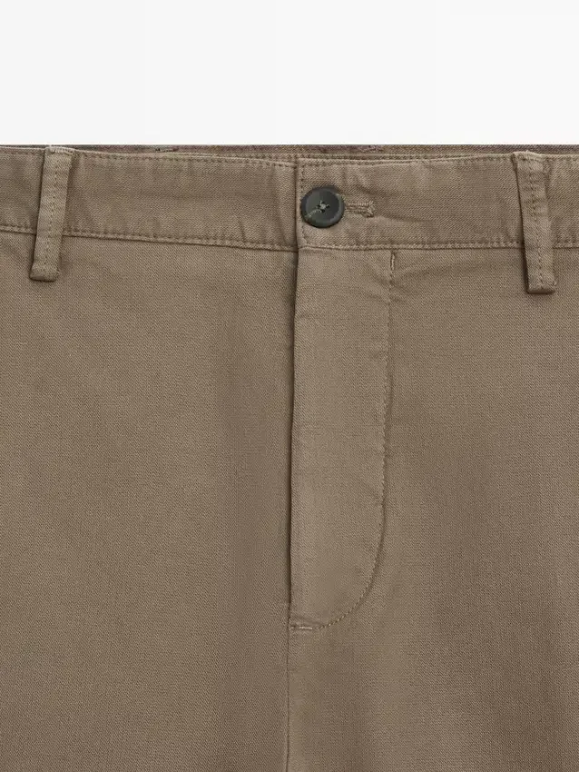 Slim-Fit-Hose mit feiner Struktur Slim-Fit-Hose mit feiner Struktur