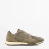 Sneaker aus Kontrastleder Sneaker aus Kontrastleder