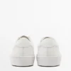 Sneaker aus Spaltvelours Sneaker aus Spaltvelours