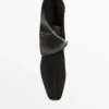 Stiefeletten mit Keilabsatz aus Spaltleder Stiefeletten mit Keilabsatz aus Spaltleder