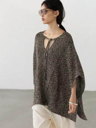 Strickcape aus Baumwollmischung Strickcape aus Baumwollmischung