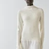 Strickkleid mit passenden Details Strickkleid mit passenden Details