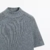 Strickpullover aus Baumwollmischung mit Rollkragen