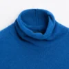 Strickpullover aus Wollmischung mit hohem Kragen Strickpullover aus Wollmischung mit hohem Kragen